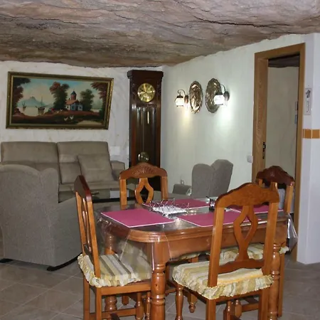 Landhaus Cueva Sasha *